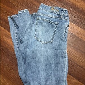 Kut from the Kloth Light Blue Straight Leg Jeans